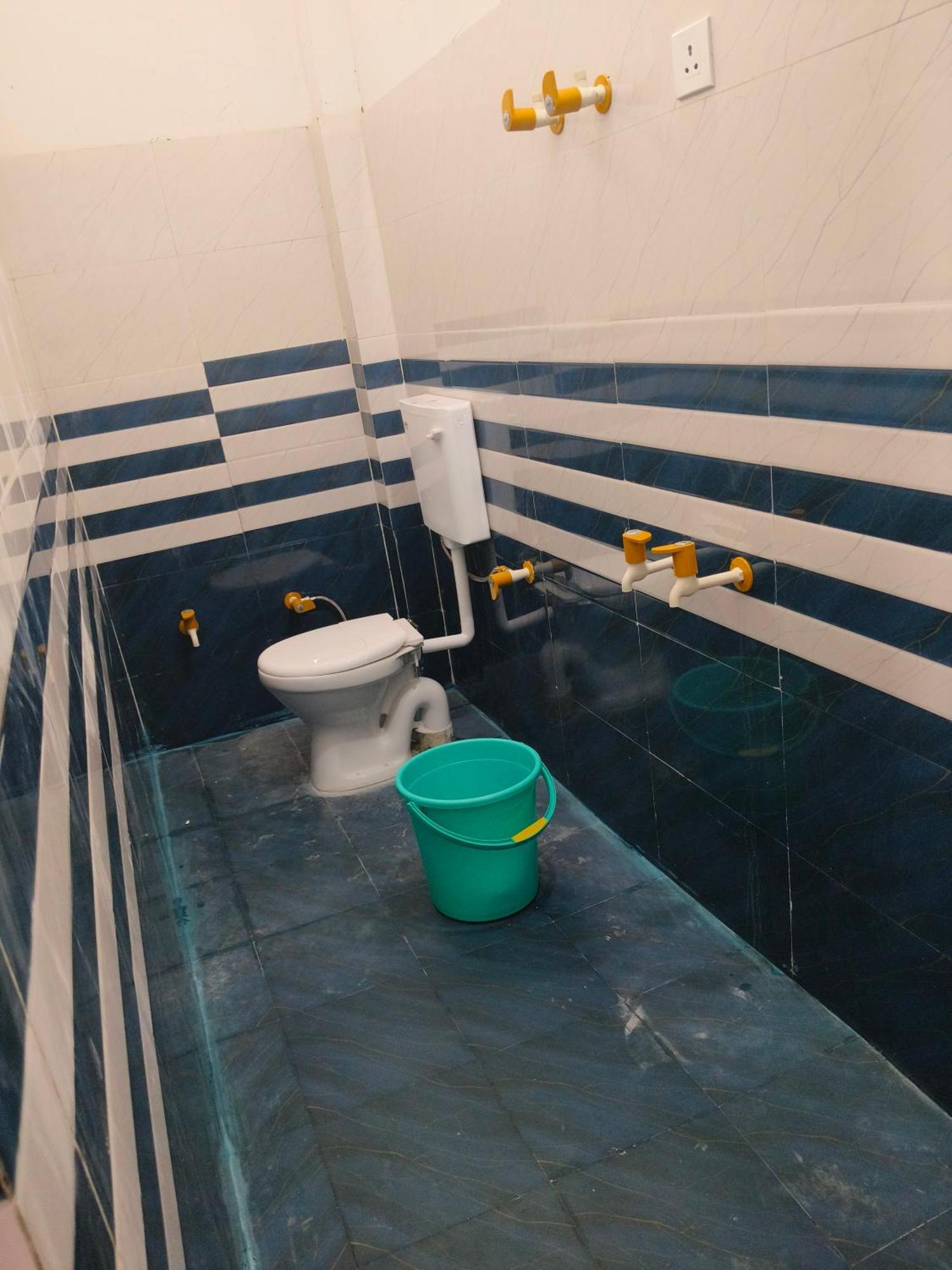 Rameshwar Dham Andhra Bhavan Naimisharanya 외부 사진
